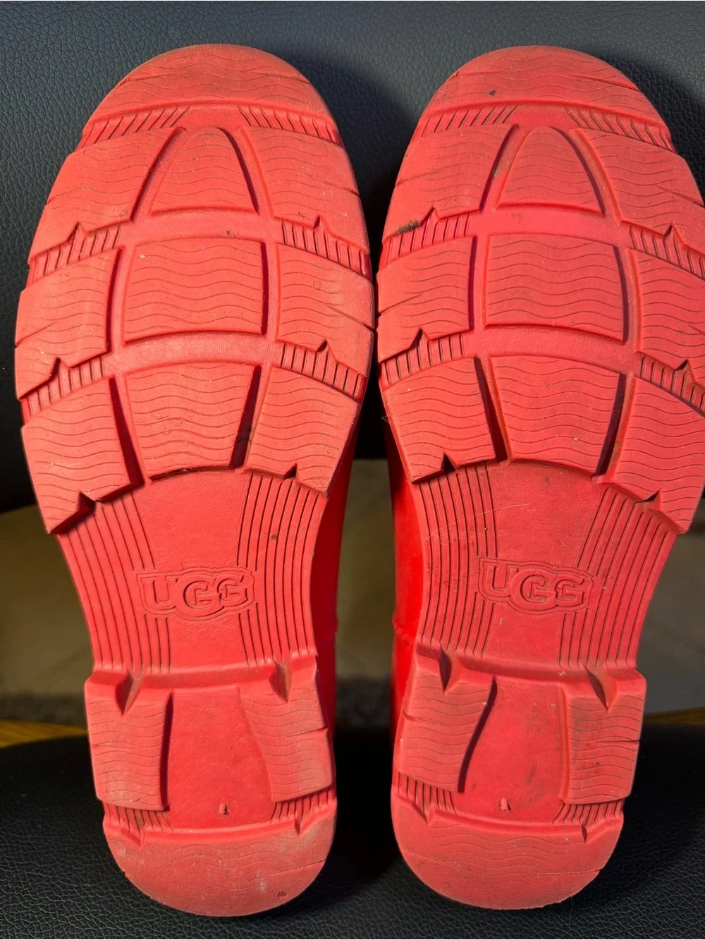 UGG DROPLET WOMEN RAIN BOOTS SAMBA RED US 7